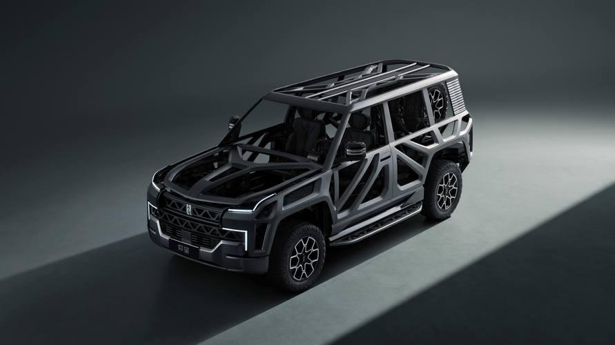 深圳坪山区鑫天通企业管理咨询仰望U8硬派越野的科技魅力，国能汽车对传统燃油车市场的冲击